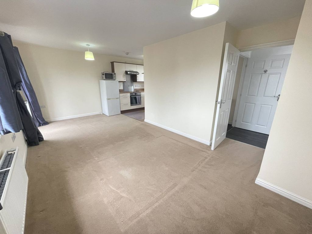Property photo 2 of 7