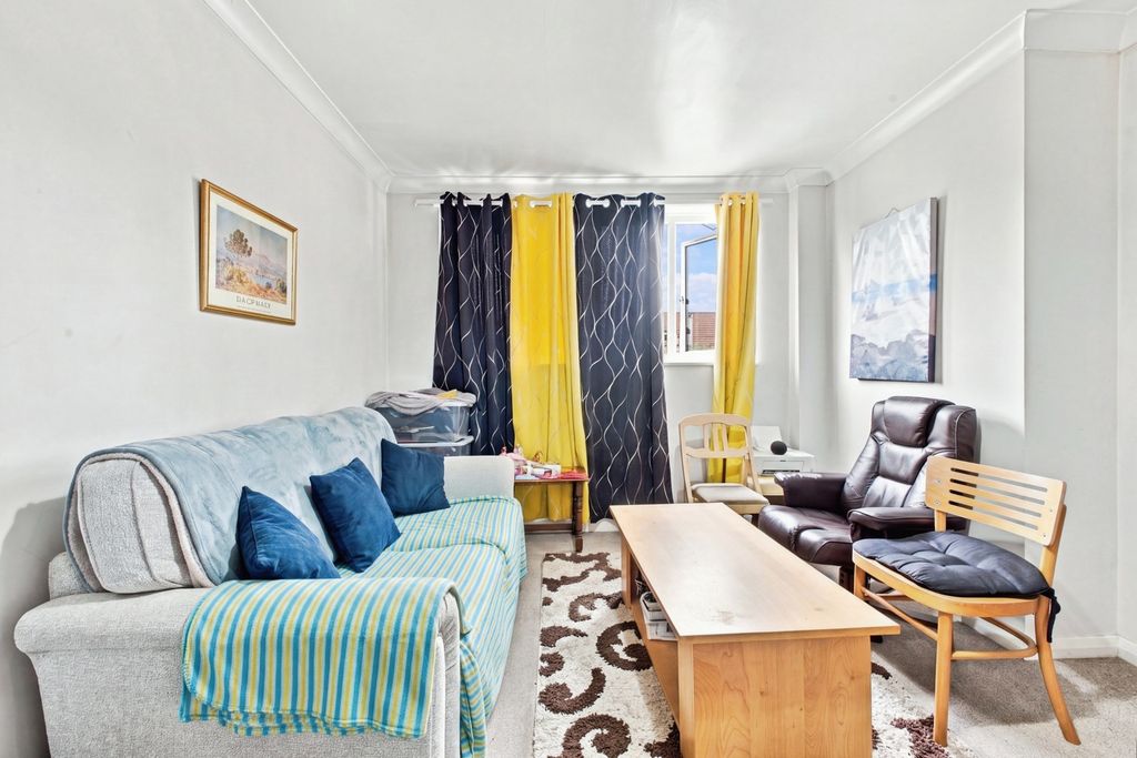 Property photo 2 of 14 Pbox-Img.Jpg
