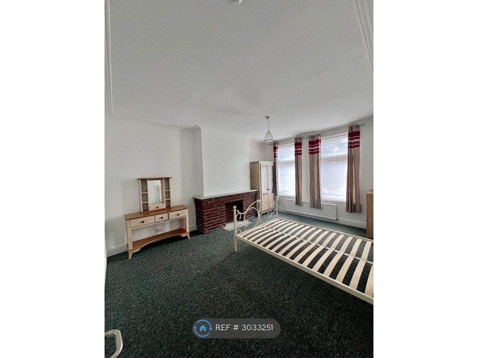 Property photo 2 of 4