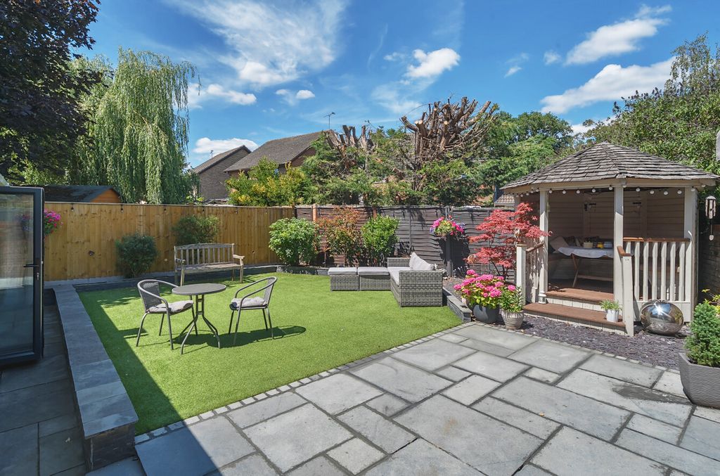 Property photo 3 of 25 1323854-5-686E6d3...