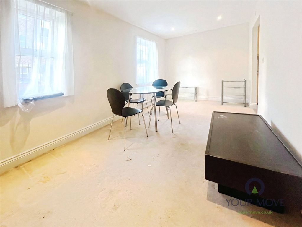 Property photo 3 of 7 Picture No. 05