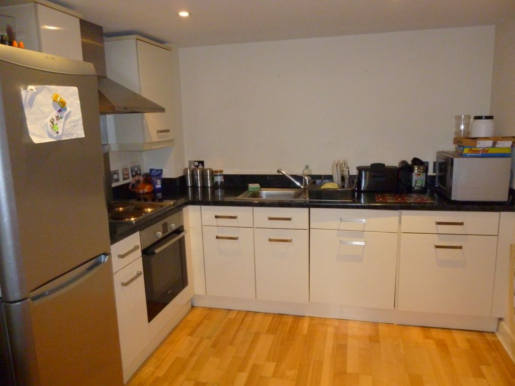 Property photo 2 of 5 Kitchen