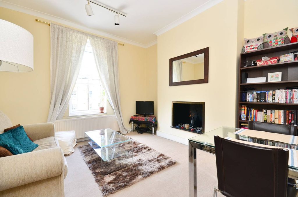 Property photo 2 of 5