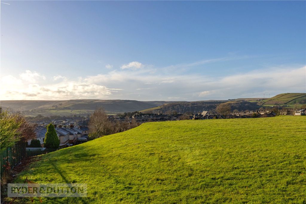 Property photo 3 of 29 Picture No. 60