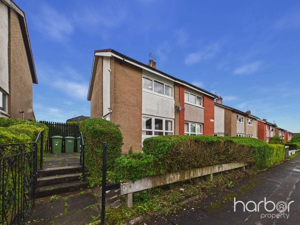 Property photo 1 of 15 5217401
