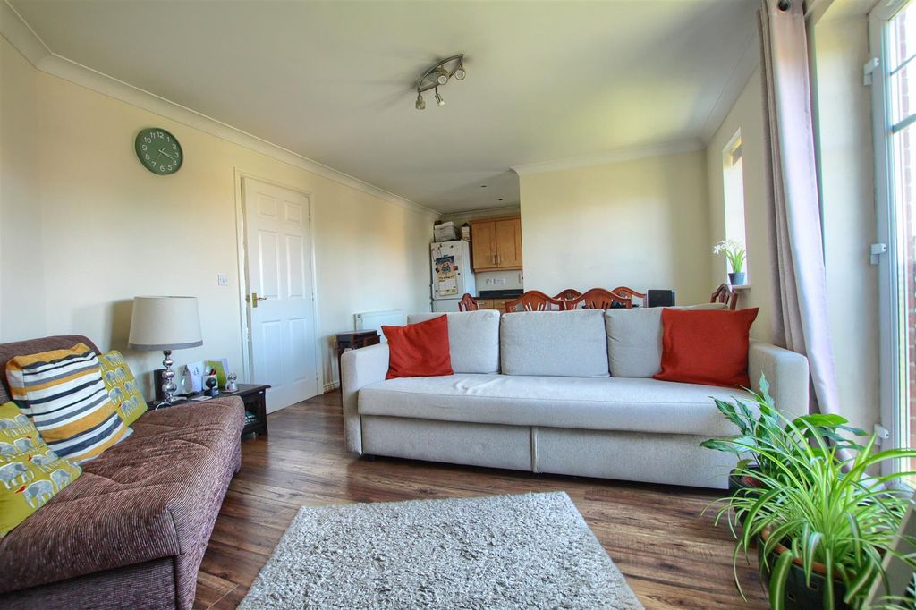 Property photo 2 of 8 Rb3.Jpg
