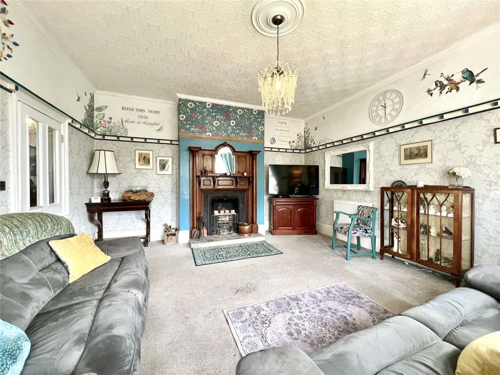 Property photo 2 of 24 Picture No. 03