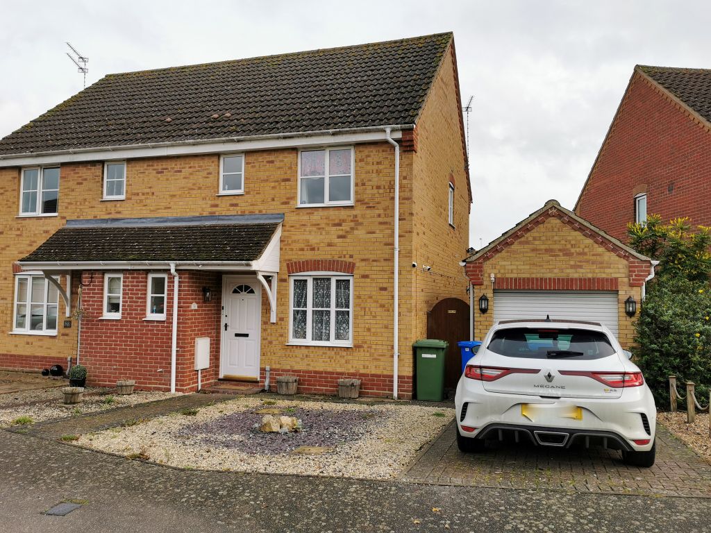 Property photo 1 of 1 Three Bedroom Semi-Detached Property To Rent In Worlingham.