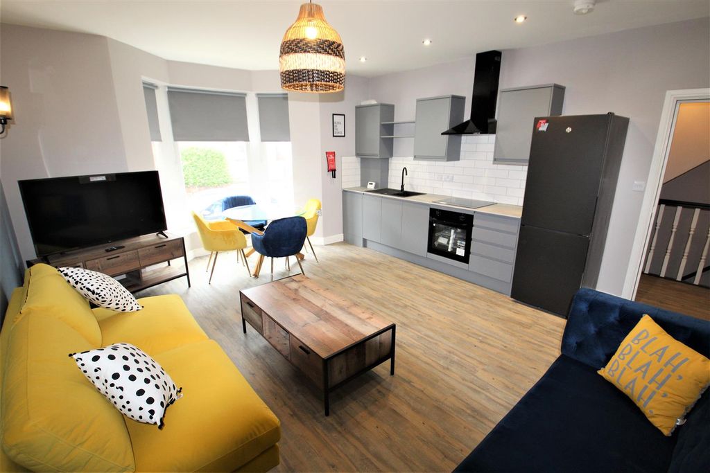 Property photo 2 of 7 Img_2179 (2).Jpg