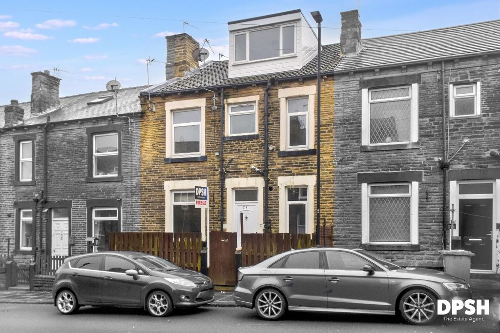 Property photo 1 of 21