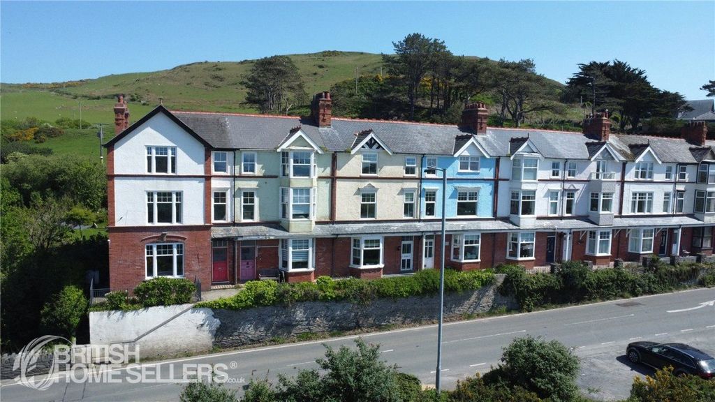 Property photo 1 of 37 Picture No. 12