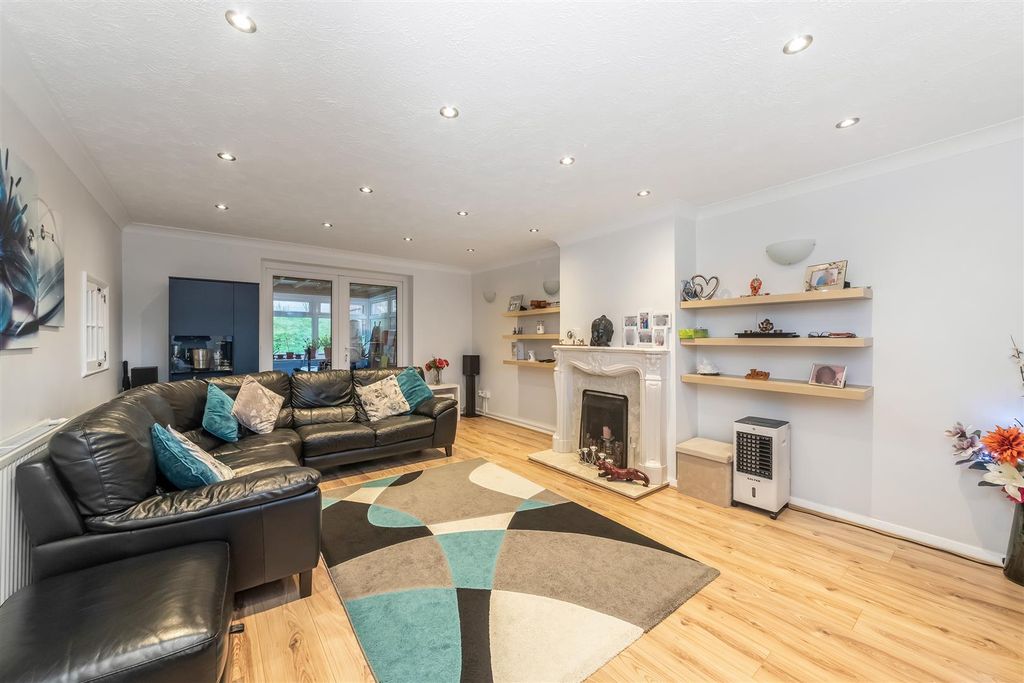 Property photo 2 of 14 Reception Room