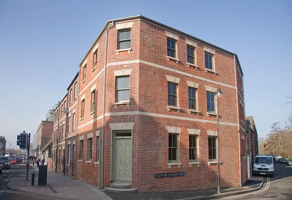 Property photo 1 of 4