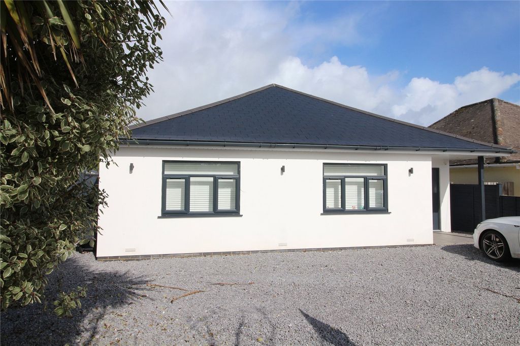 Property photo 2 of 17 Picture No. 19