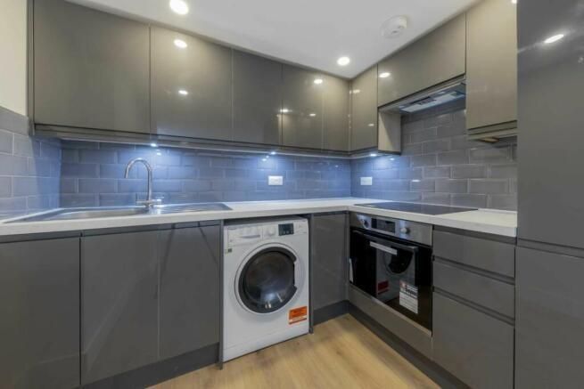 Property photo 2 of 7 Kitchen