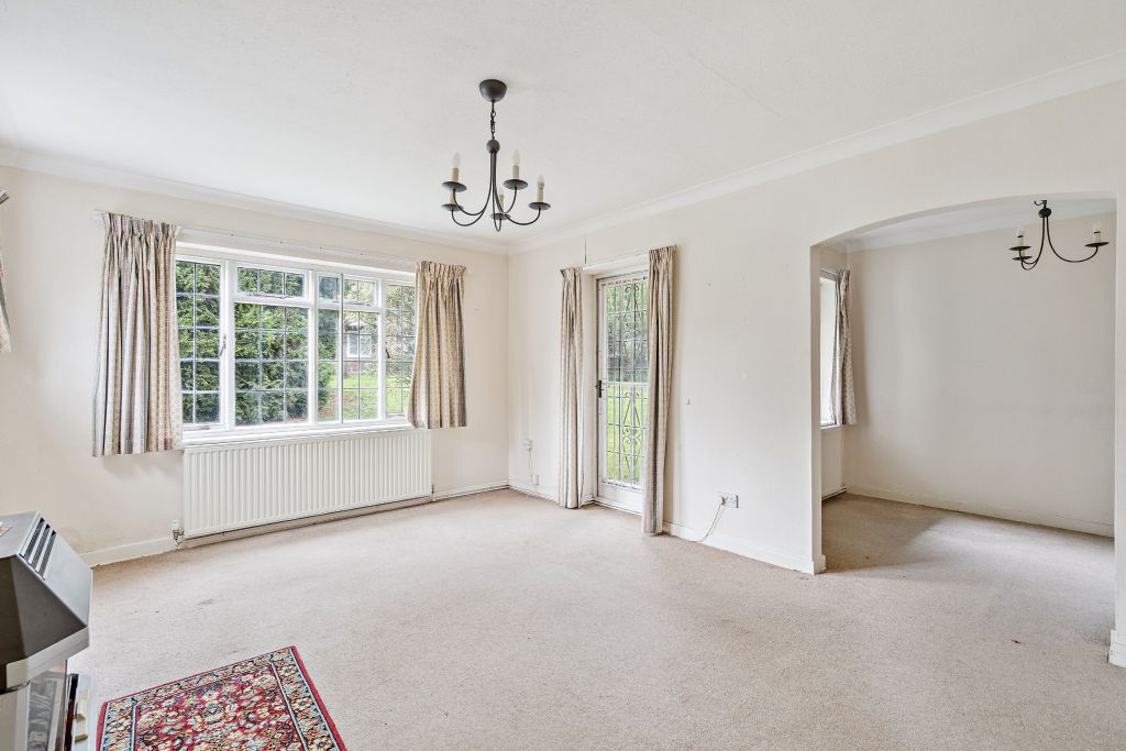 Property photo 3 of 17