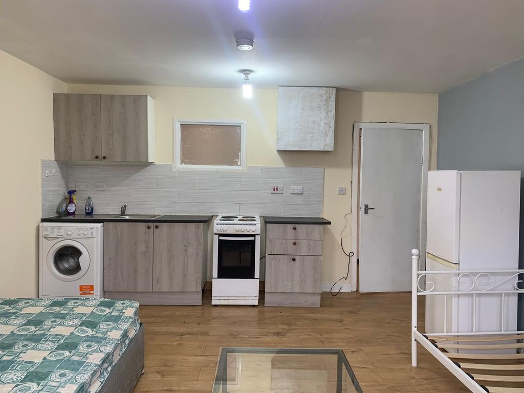 Property photo 1 of 8 Whatsapp Image 2025-02-17 At 1.34.53 Pm (3)