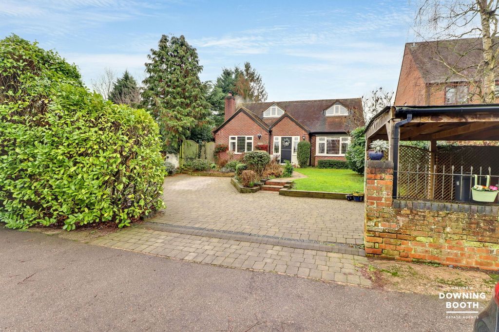 Property photo 2 of 37