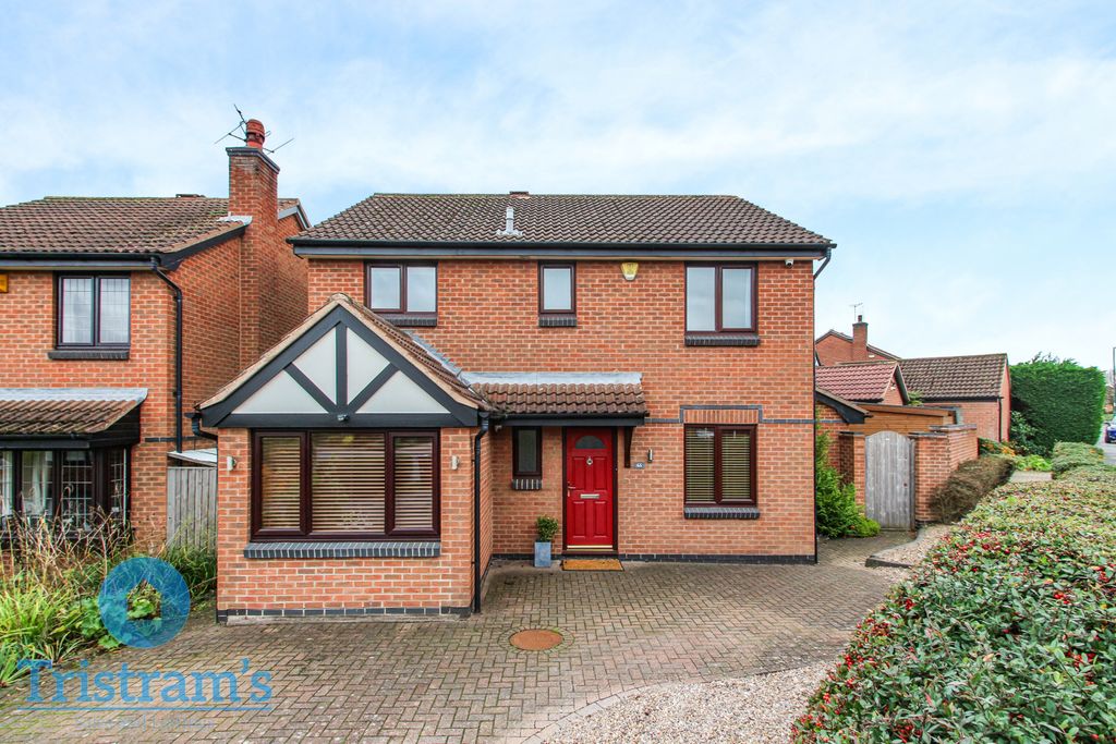 Property photo 1 of 30