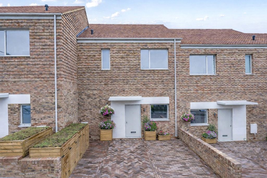 Property photo 1 of 12 Picture No. 19