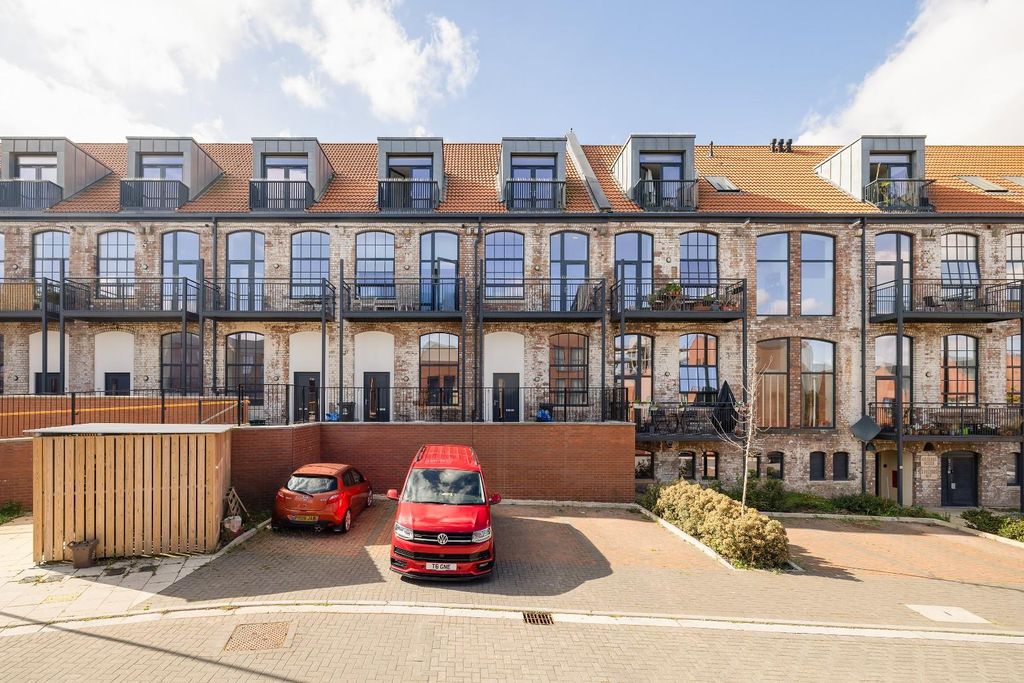 Property photo 2 of 21 014A9903.Jpg