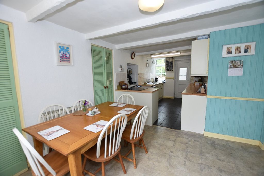 Property photo 3 of 22 Dining Room