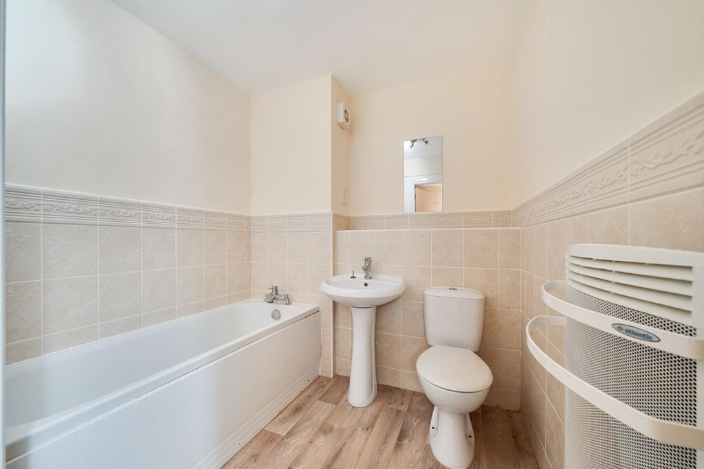 Property photo 2 of 15 Main Bathroom.Jpg