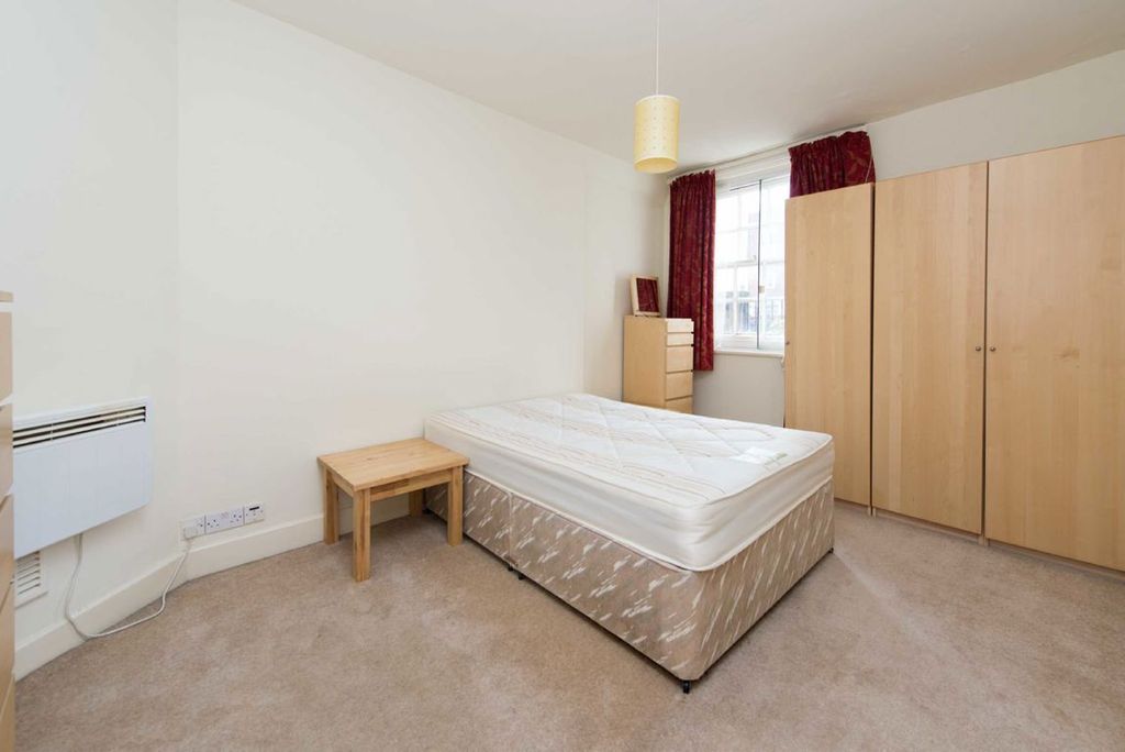 Property photo 3 of 4