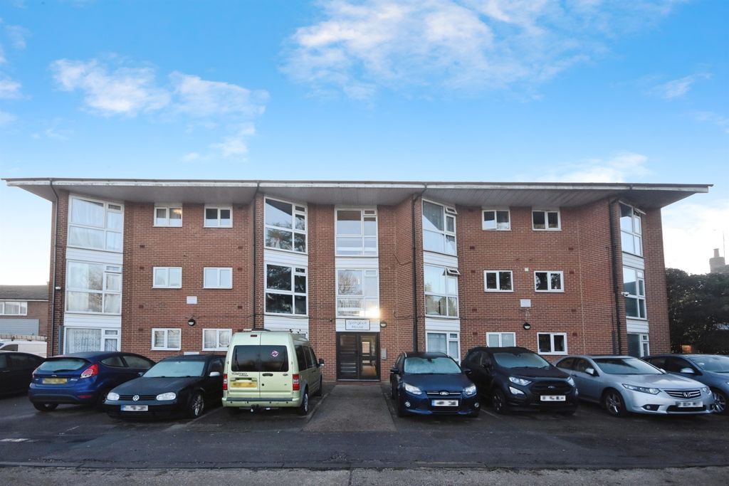 Property photo 1 of 13