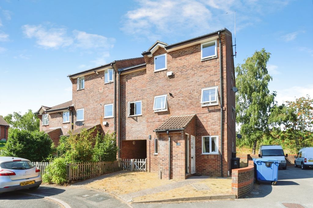 Property photo 1 of 10 Pbox-Img.Jpg
