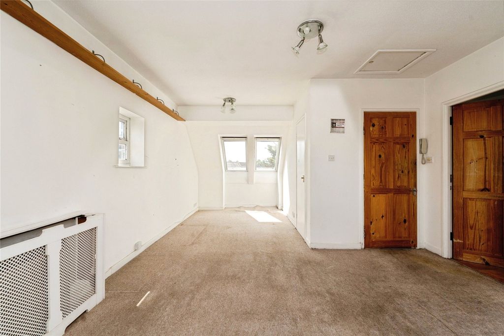 Property photo 2 of 14 Picture No. 07