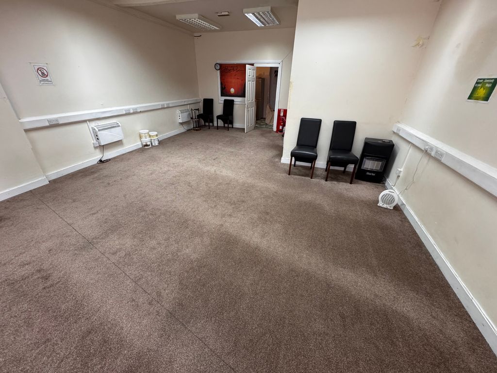 Property photo 3 of 28