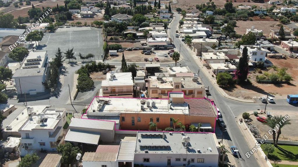 Property photo 3 of 4