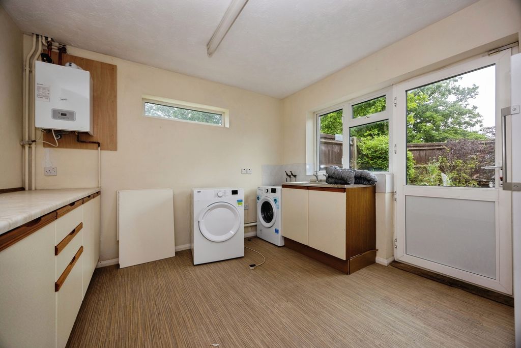 Property photo 3 of 20 Pbox-Img.Jpg