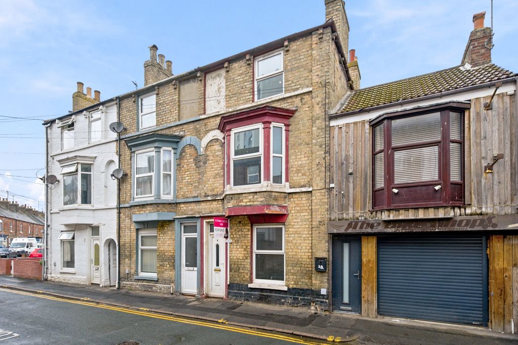 Property photo 1 of 33