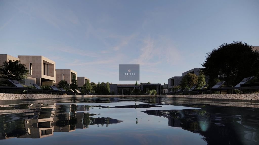 Property photo 2 of 30