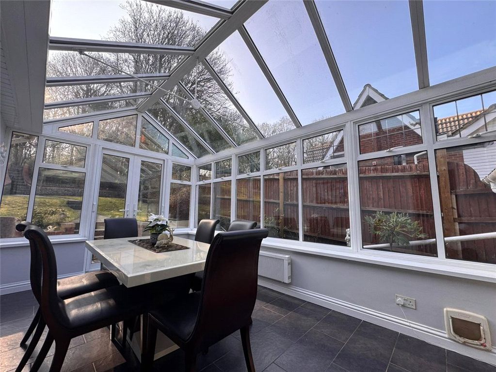 Property photo 3 of 31 Picture No. 40