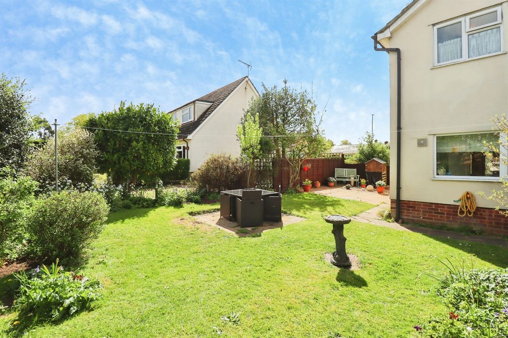 Property photo 2 of 19