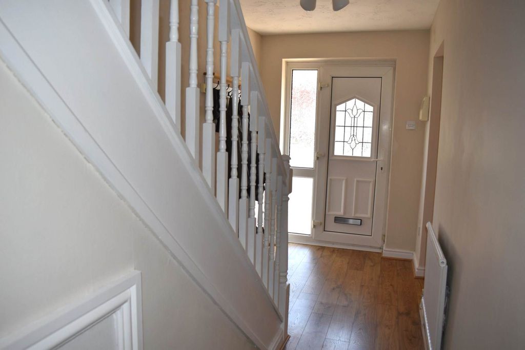 Property photo 3 of 23