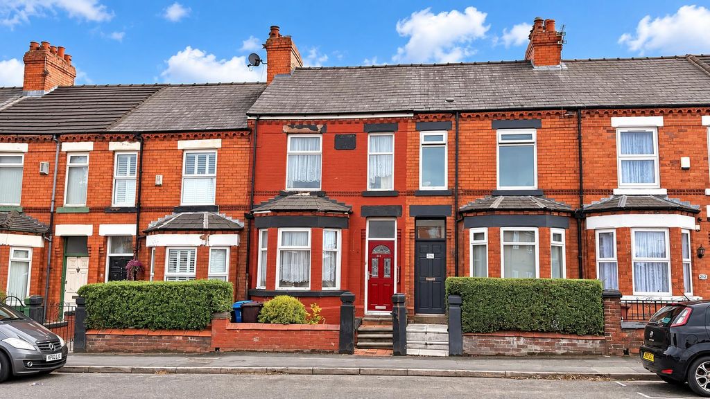 Property photo 1 of 15 0040A17F-B781-41E1-9994-070Fe3Fb5A23.Png
