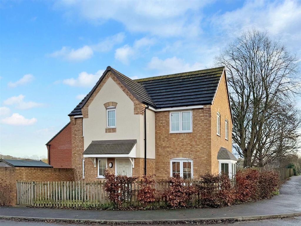 Property photo 1 of 16