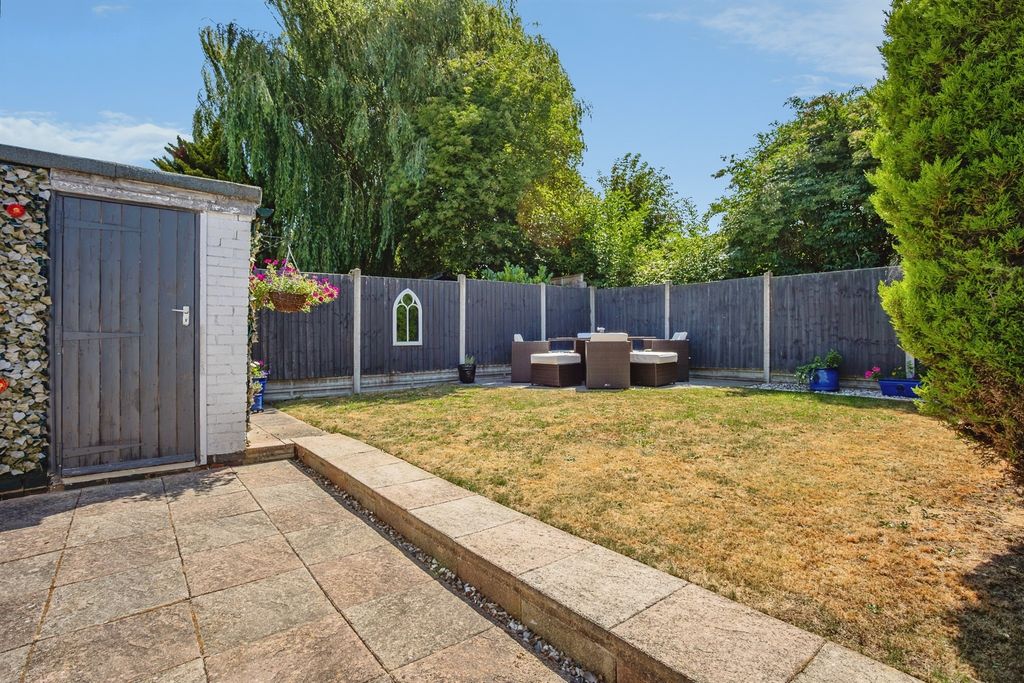 Property photo 1 of 15