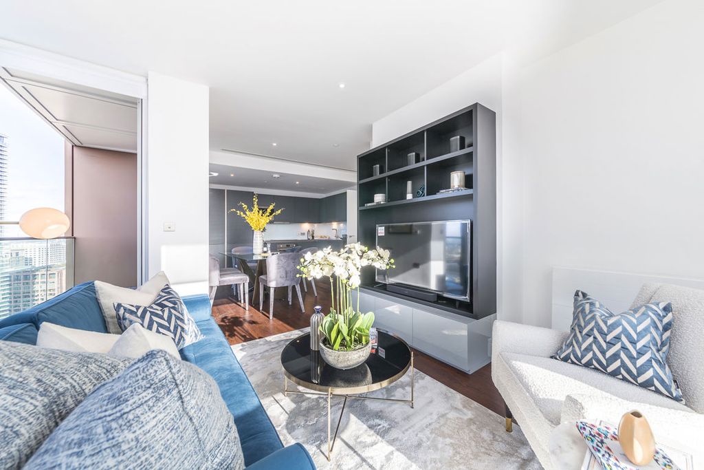 Property photo 3 of 24