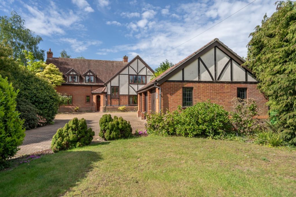 Property photo 1 of 30