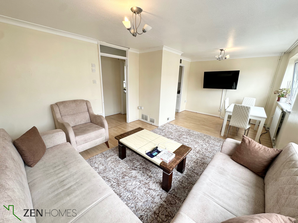 Property photo 2 of 12