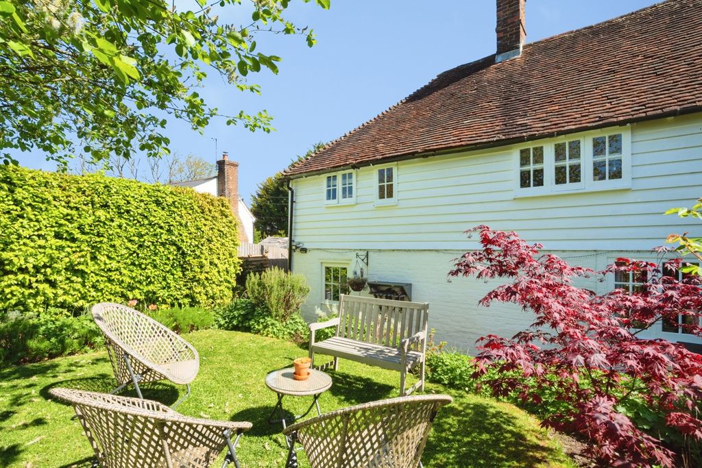 Property photo 1 of 21 Rear Garden