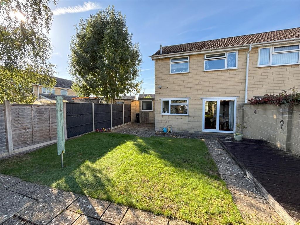 Property photo 2 of 11 Rear Aspect