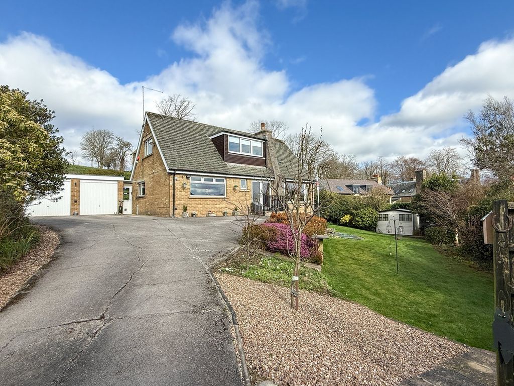 Property photo 1 of 35