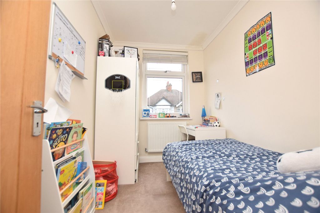 Property photo 3 of 17 Picture No. 06