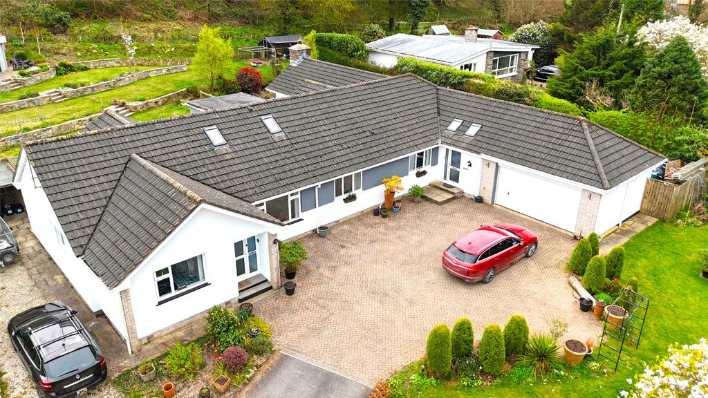 Property photo 2 of 31 Picture No. 02